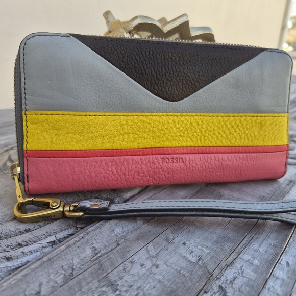 FOSSIL VINTAGE LEATHER WALLET - Picture 2 of 6